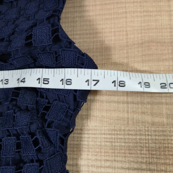 Lauren Ralph Lauren Lace Dress Women Size 4P Navy Career Event Classic Feminine - Picture 6 of 8